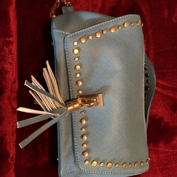 Purses - Picture 4 of 4